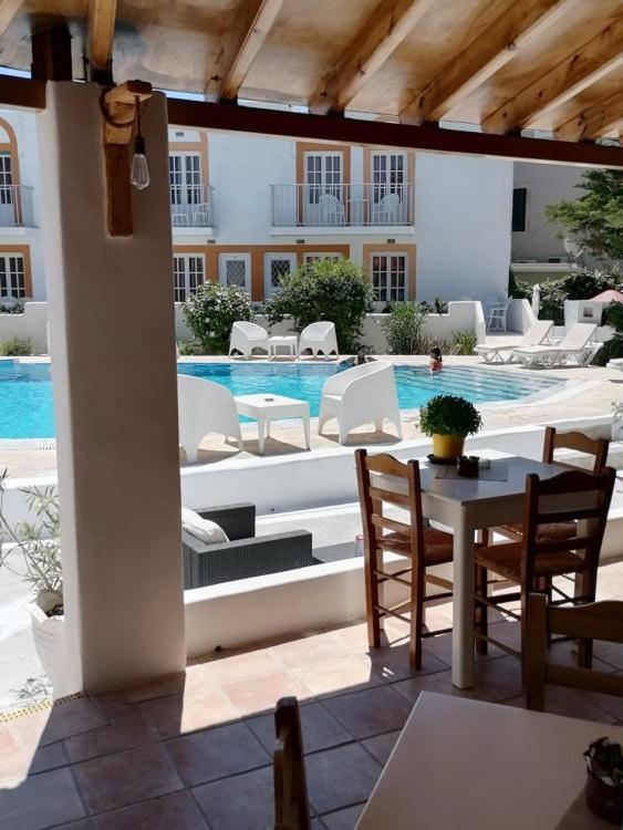 Katerina Apartments Kalymnos Town Bagian luar foto