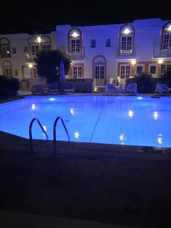 Katerina Apartments Kalymnos Town Bagian luar foto