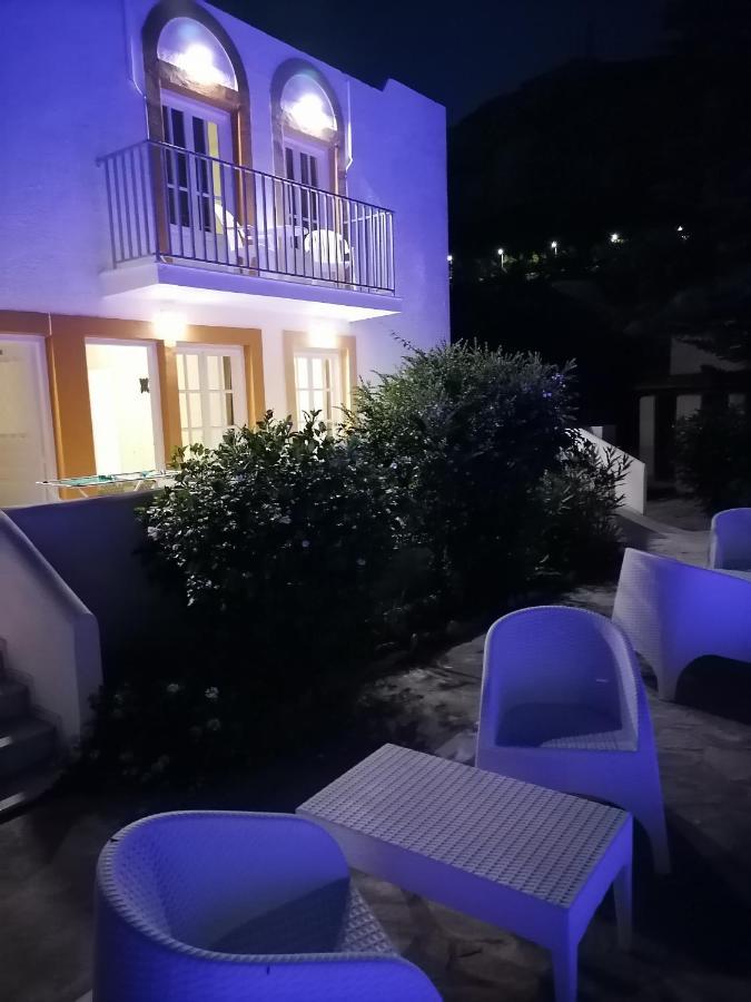 Katerina Apartments Kalymnos Town Bagian luar foto