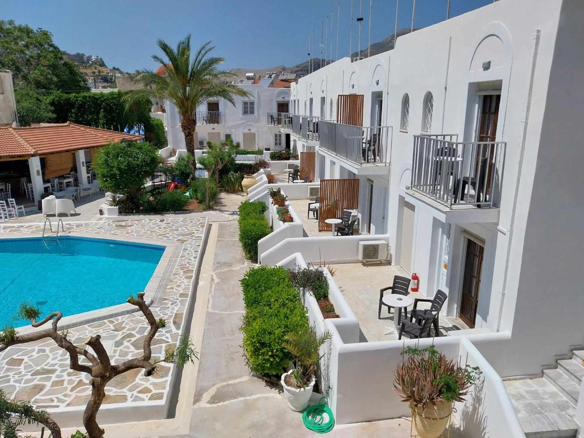 Katerina Apartments Kalymnos Town Bagian luar foto