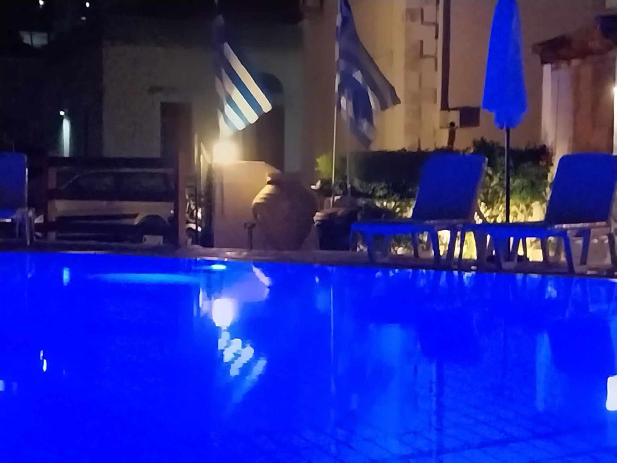 Katerina Apartments Kalymnos Town Bagian luar foto