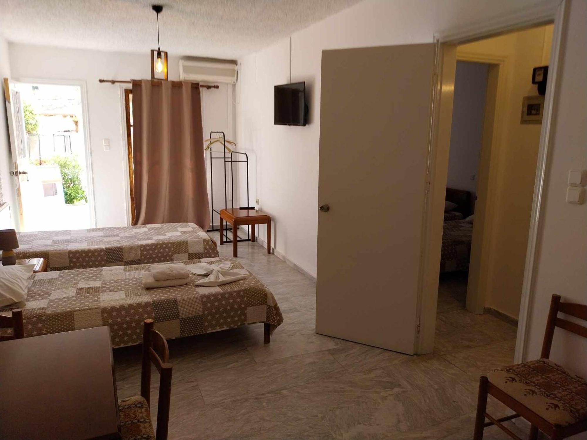 Katerina Apartments Kalymnos Town Bagian luar foto